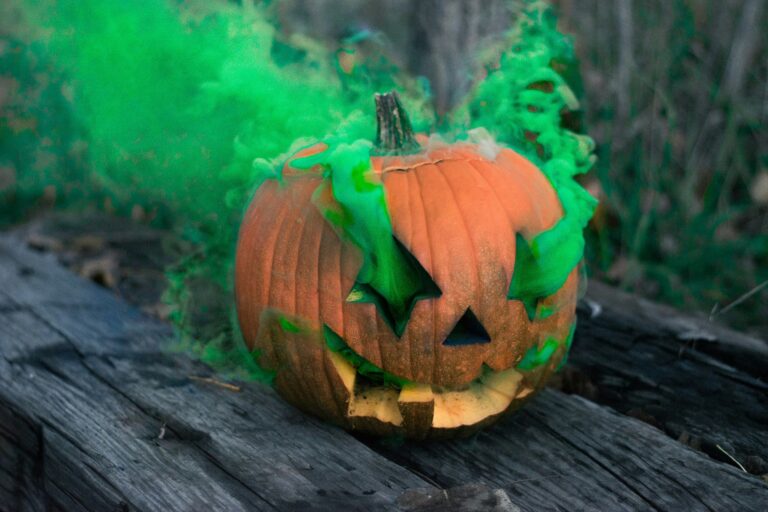 40 Halloween Quotes To Check Out